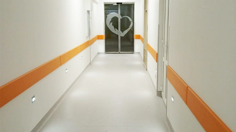 Захист стін в медичних амбулаторіях